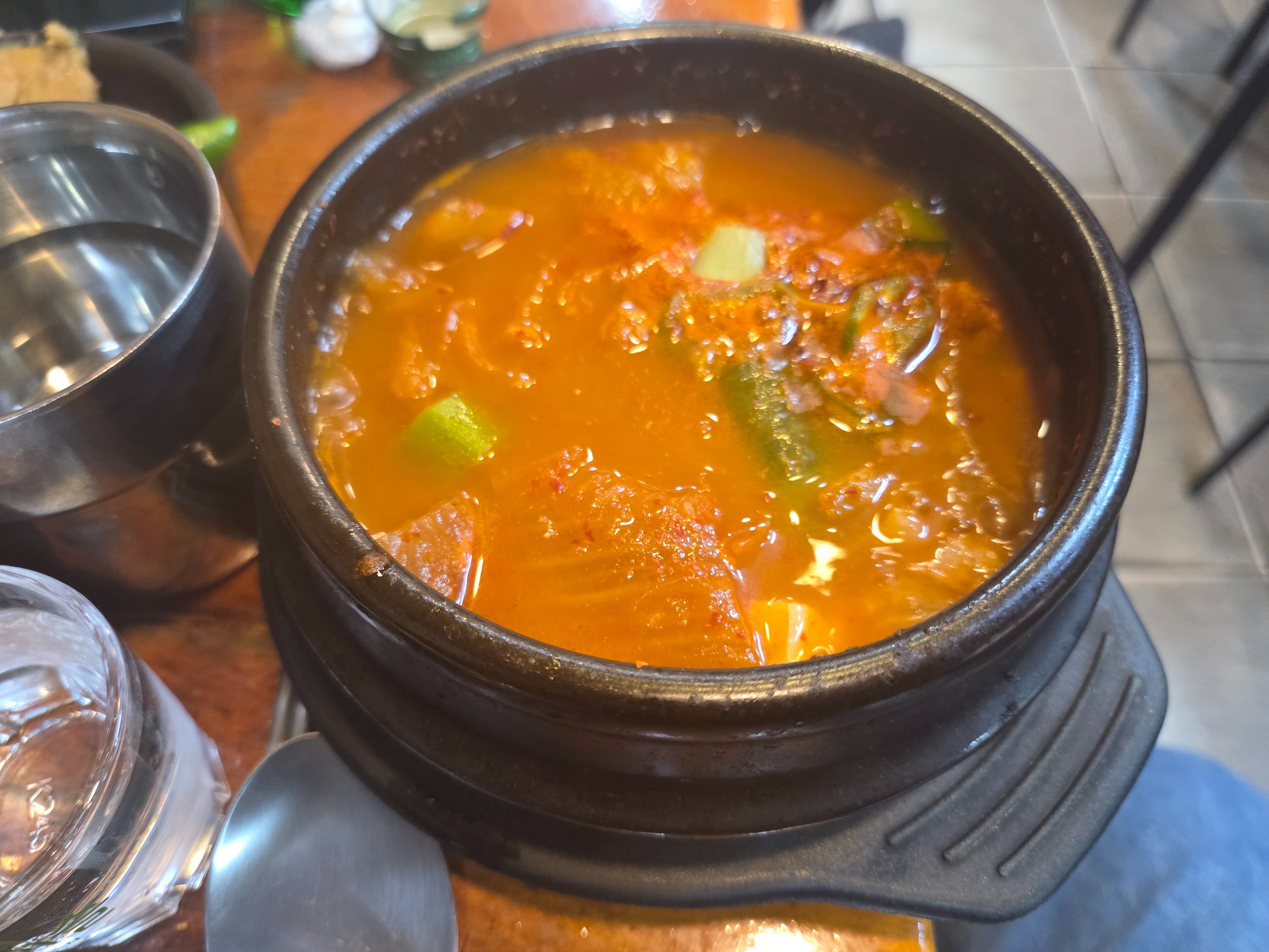 뚝배기집 사진
